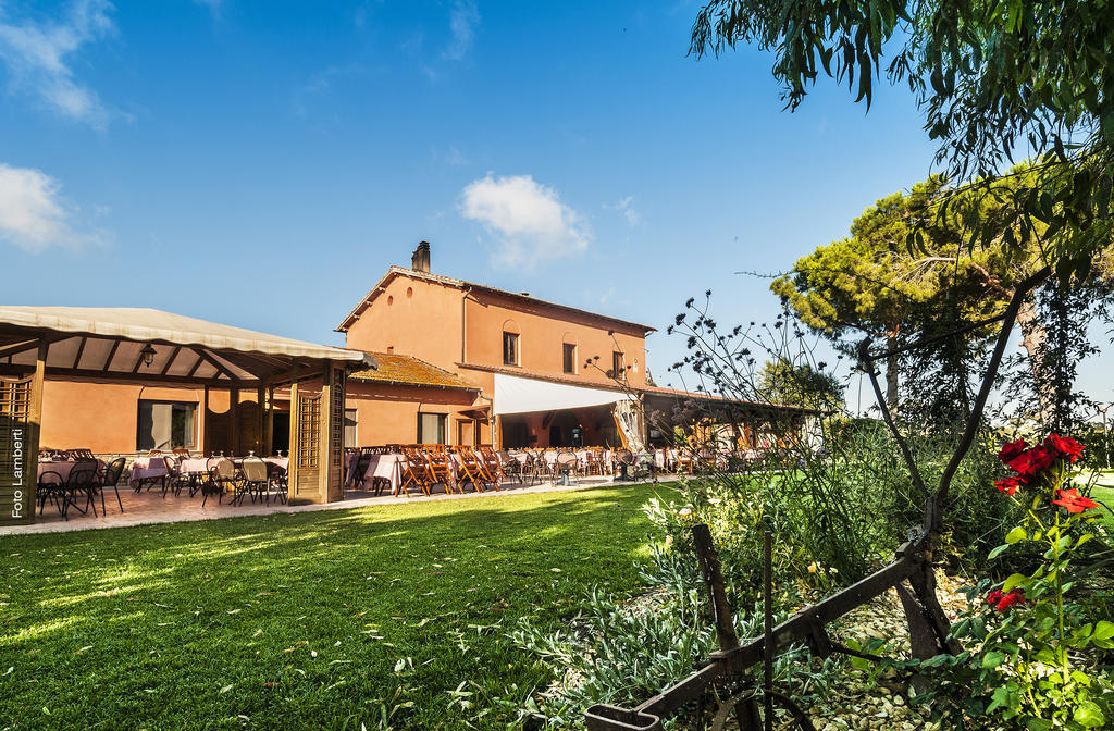 Agriturismo Podere Giulio Tarquinia Exterior foto